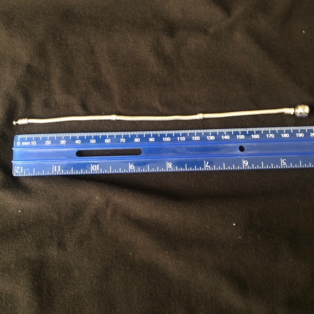 Pandora SS bracelet 7.5 retired barrel clasp